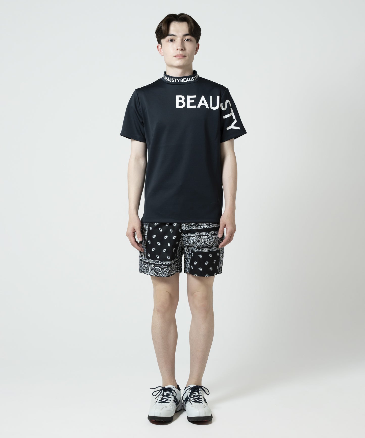 BEAUSTY アシンメトリー ロゴ モックネック Tシャツ BLACK