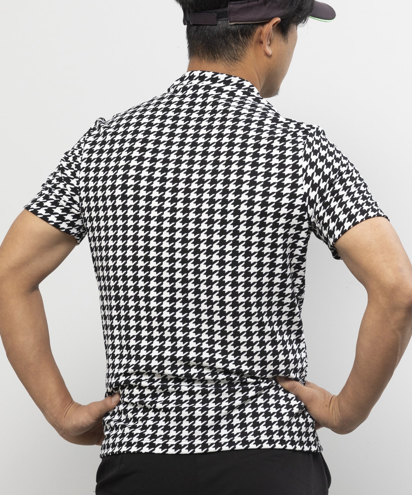 BEAUSTY ロゴ 千鳥柄 モックネック Tシャツ