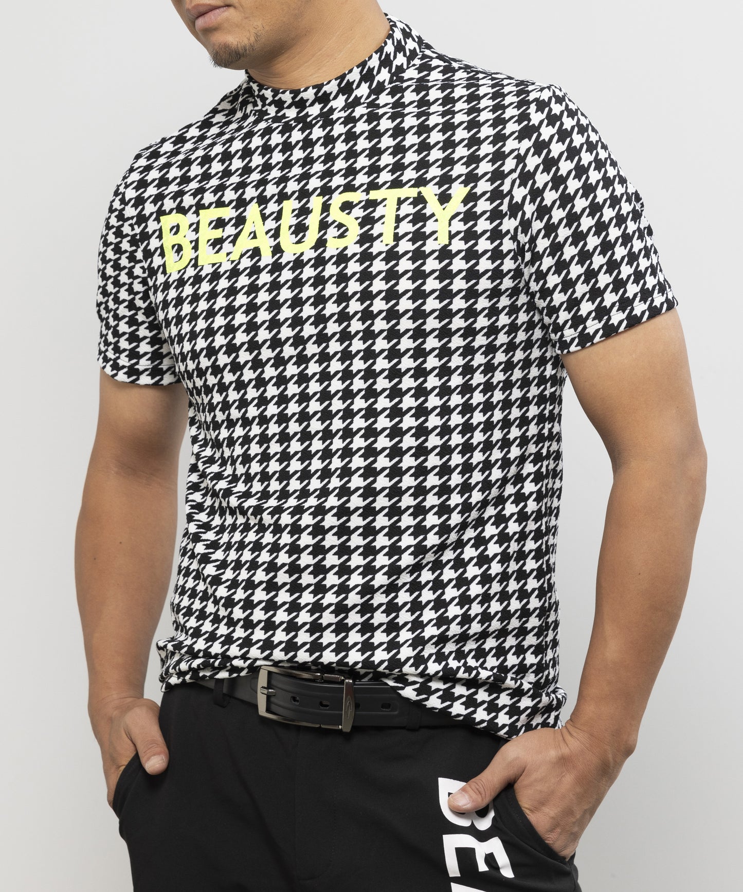 BEAUSTY ロゴ 千鳥柄 モックネック Tシャツ