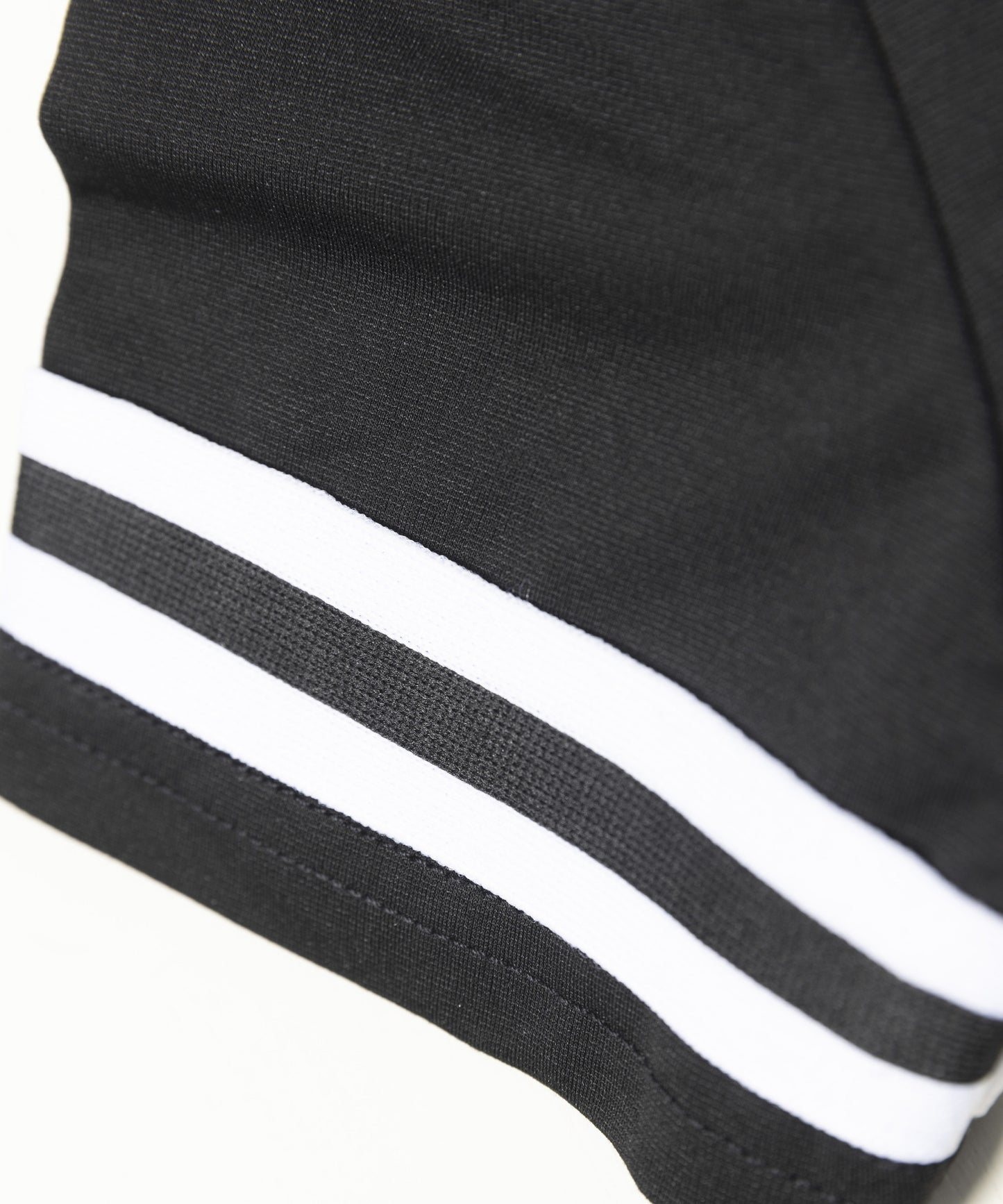 ワンポイント Bスター ロゴ ボタンワンピース BLACK