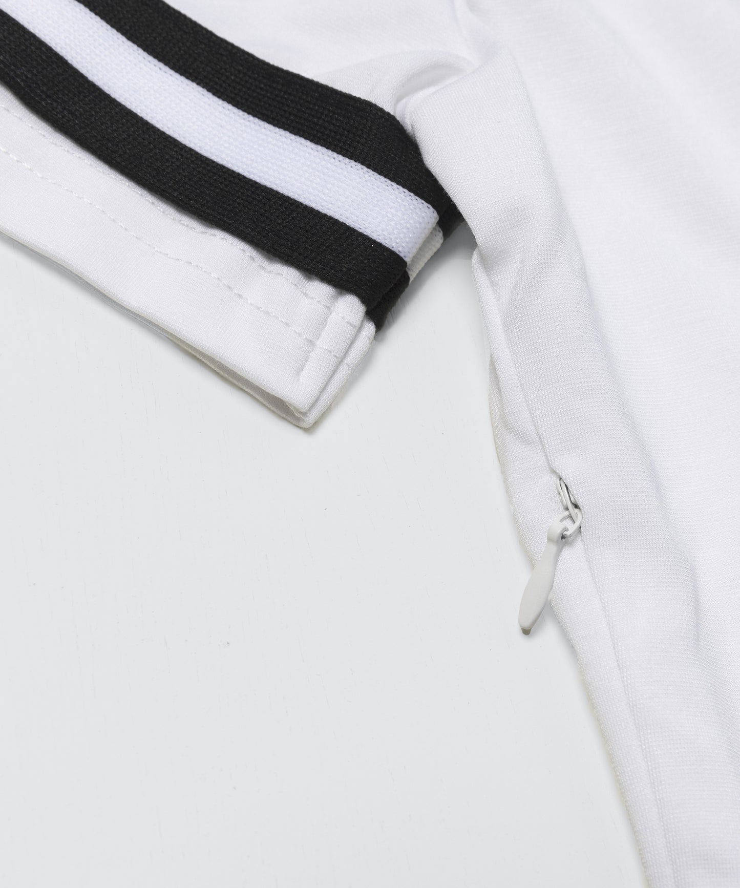 ワンポイント Bスター ロゴ ボタンワンピース WHITE