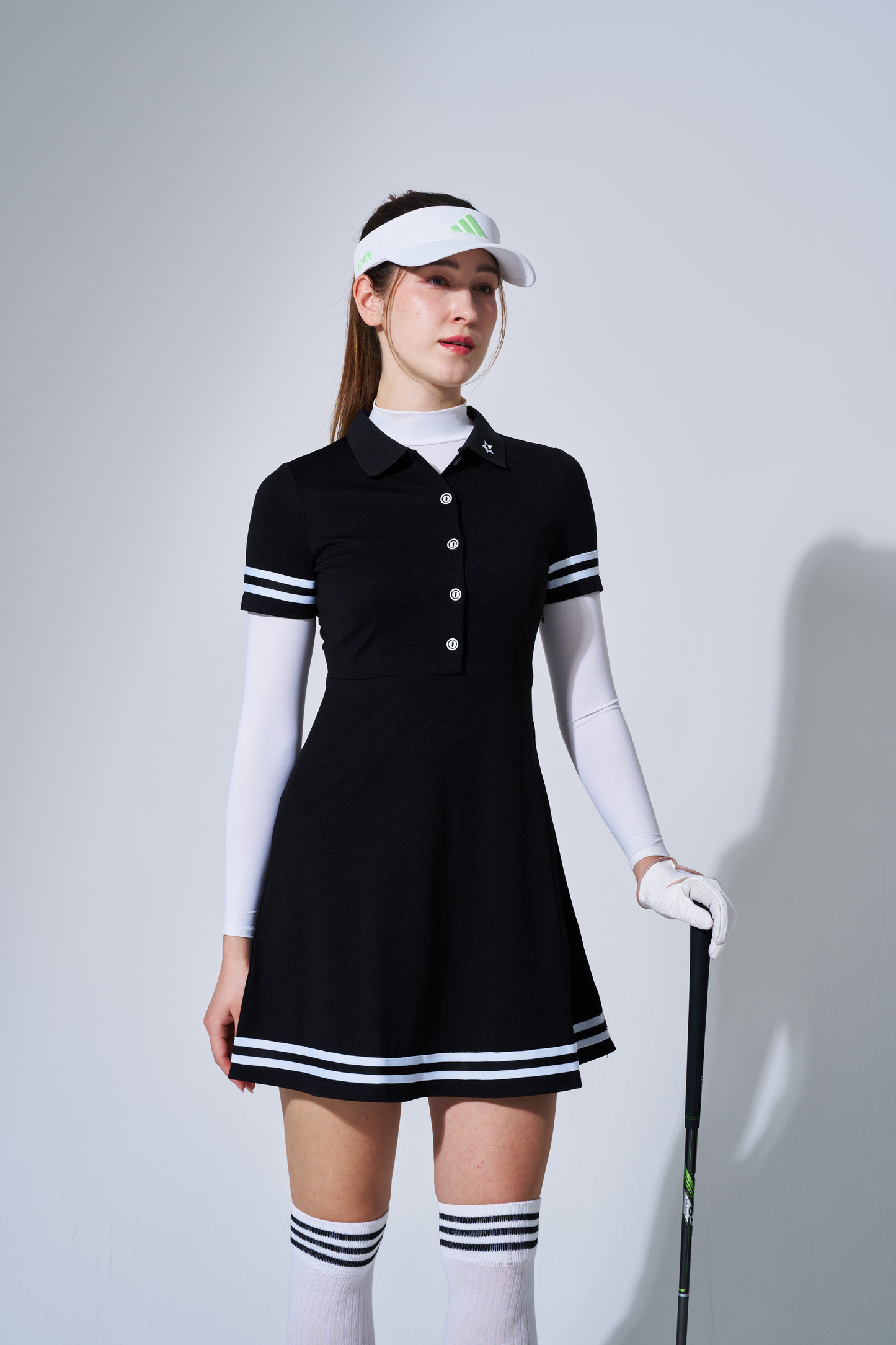 ワンポイント Bスター ロゴ ボタンワンピース BLACK