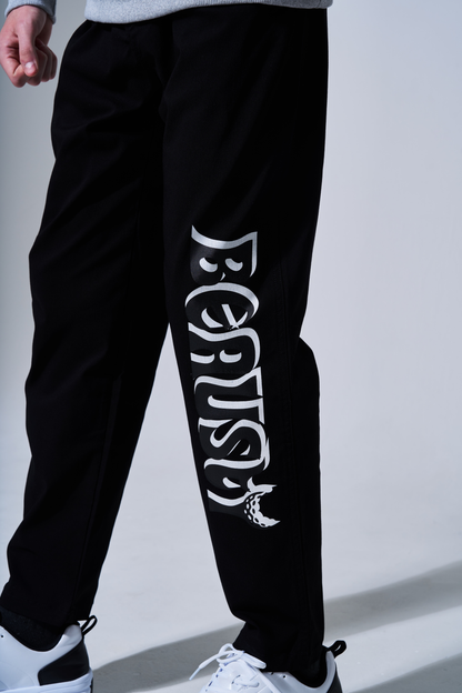 ストレッチテーパードパンツ　BLACK