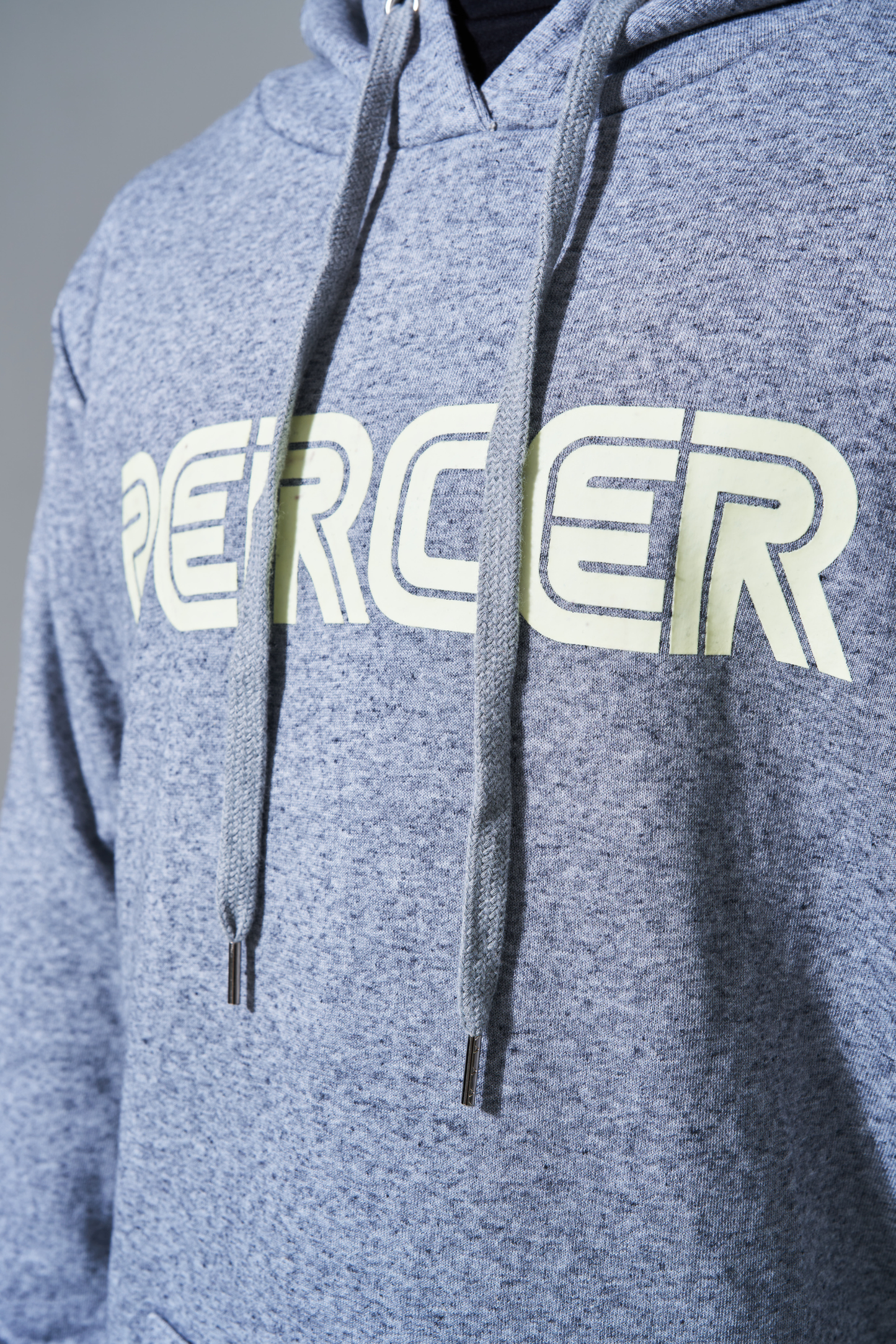 PERCERフーディー