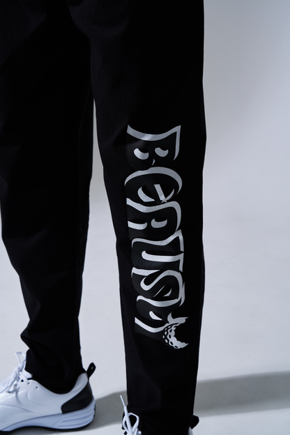 ストレッチテーパードパンツ　BLACK