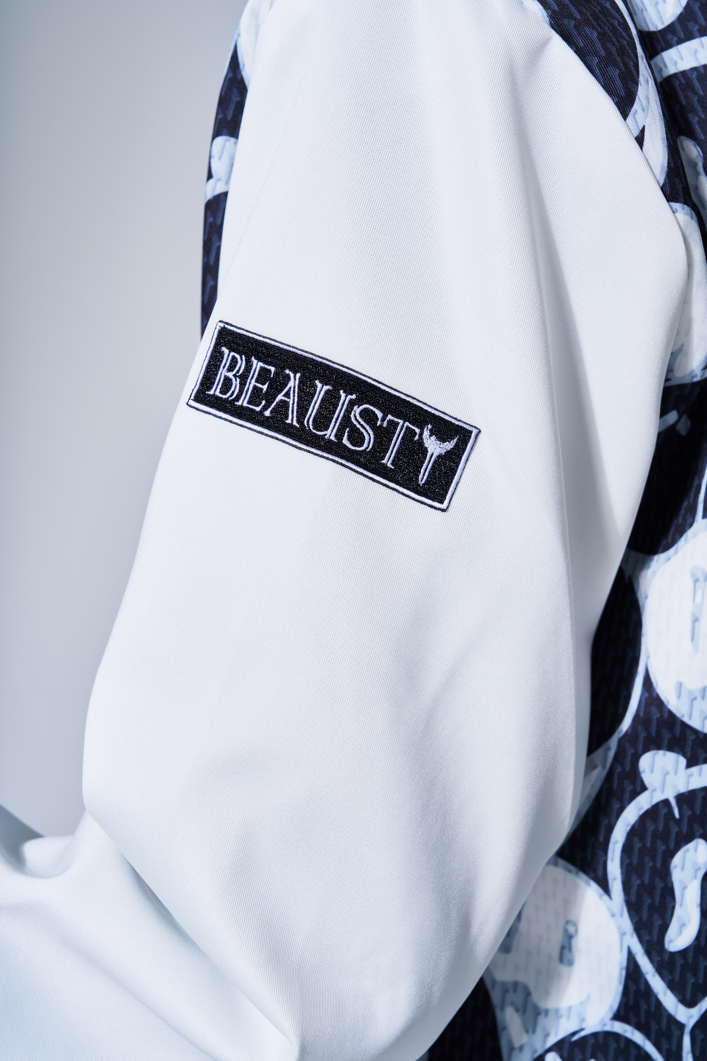 BEAUSTY スマイリーパターン ブルゾン