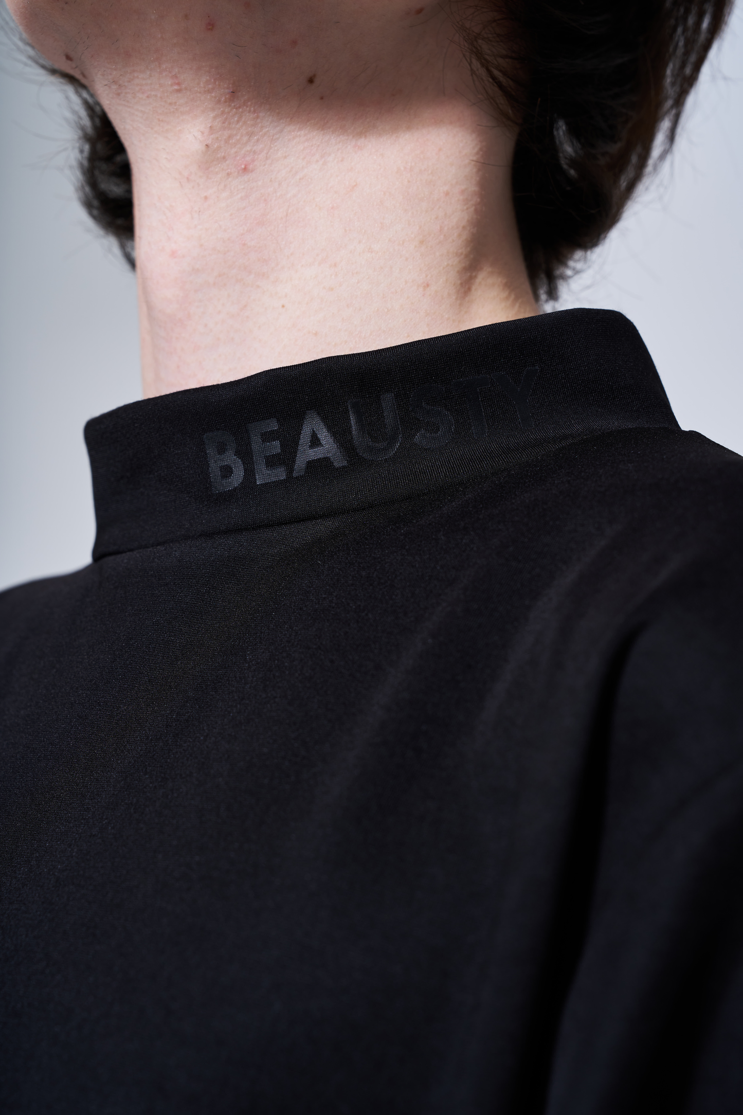 BEAUSTY Drip Heart  モックネック ロングスリーブ
