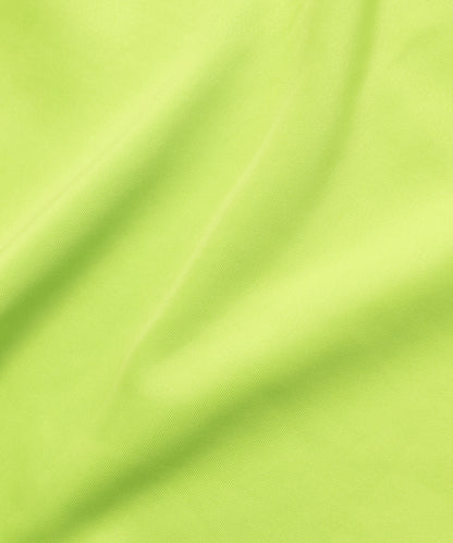 BEAUSTY アシンメトリー ロゴ モックネック Tシャツ LIME